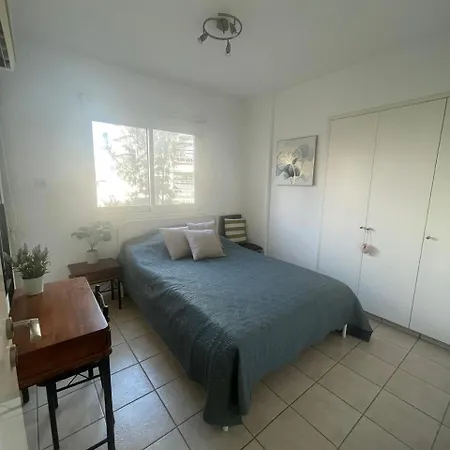 아파트 Atlantis Court In Makenzy 라르나카