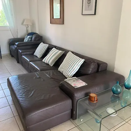 Atlantis Court In Makenzy Appartement