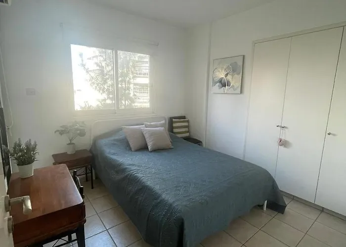 アパート Atlantis Court In Makenzy ラルナカ